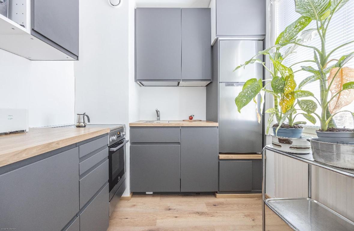 Modern Studio, Private Free Parking ,Near Metro Хелзинки Екстериор снимка